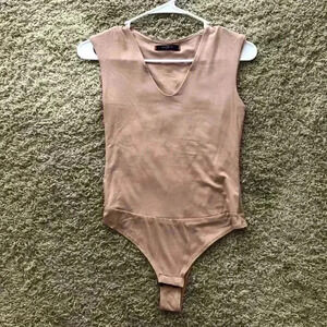 21 Saints brand tan sleeveless bodysuit size small.